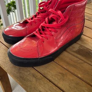 Bowie Ziggy Stardust Sk8 Hi Vans